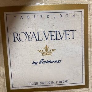 Royal Velvet Ivory Tablecloth by Fieldcrest 70 ‘